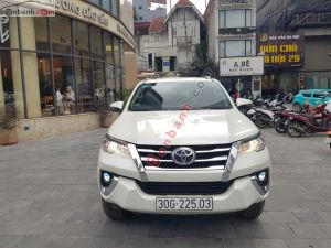 Xe Toyota Fortuner 2.4G 4x2 AT 2018