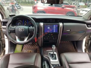 Xe Toyota Fortuner 2.4G 4x2 AT 2018
