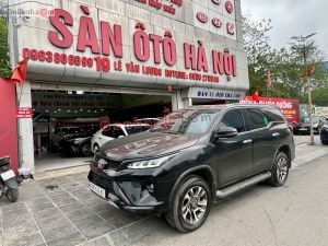 Xe Toyota Fortuner Legender 2.4L 4x2 AT 2022