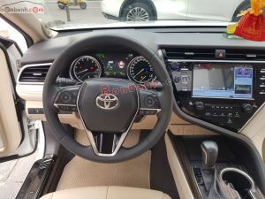 Xe Toyota Camry 2.5Q 2020