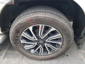 Xe Nissan Terra V 2.5 AT 4WD 2019