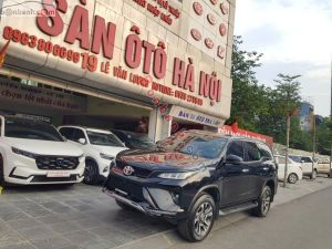 Toyota Fortuner Legender 2.4L 4x2 AT 2024
