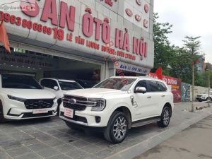 Ford Everest Titanium 2.0L 4x2 AT