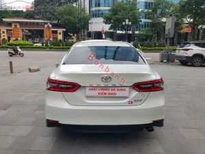 Xe Toyota Camry 2.0Q 2024