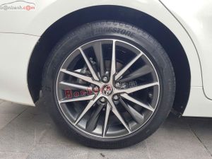 Xe Toyota Camry 2.0Q 2024