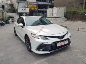 Xe Toyota Camry 2.0Q 2024