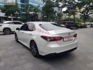 Xe Toyota Camry 2.0Q 2024