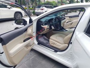 Xe Toyota Camry 2.0Q 2024