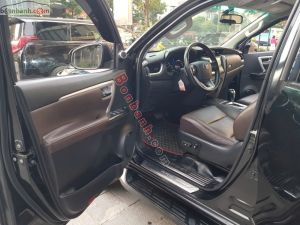 Xe Toyota Fortuner 2.7V 4x2 AT 2019