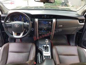 Xe Toyota Fortuner 2.7V 4x2 AT 2019