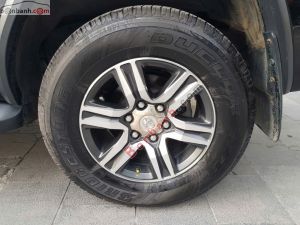 Xe Toyota Fortuner 2.7V 4x2 AT 2019