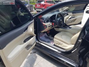 Xe Toyota Camry 2.0Q 2021