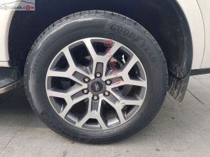 Xe Ford Everest Titanium 2.0L 4x2 AT 2023