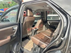 Xe Toyota Fortuner 2.7V 4x2 AT 2018