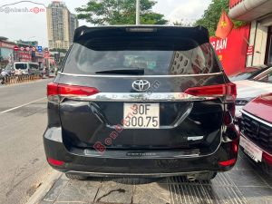 Xe Toyota Fortuner 2.7V 4x2 AT 2018