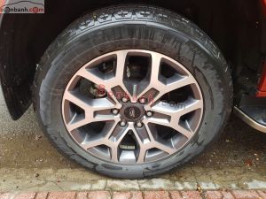 Xe Ford Everest Titanium 2.0L 4x2 AT 2022