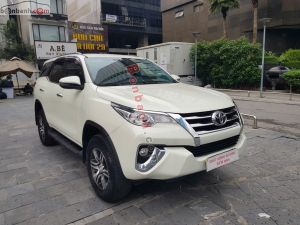 Xe Toyota Fortuner 2.7V 4x2 AT 2018