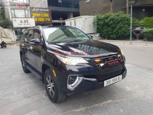 Xe Toyota Fortuner 2.7V 4x2 AT 2017