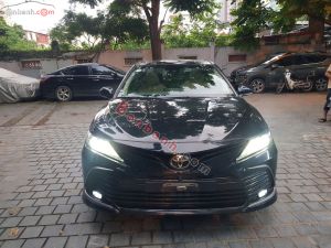 Xe Toyota Camry 2.0Q 2023