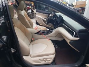 Xe Toyota Camry 2.0Q 2023