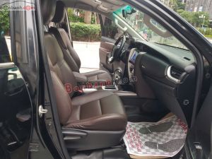 Xe Toyota Fortuner 2.7V 4x2 AT 2017