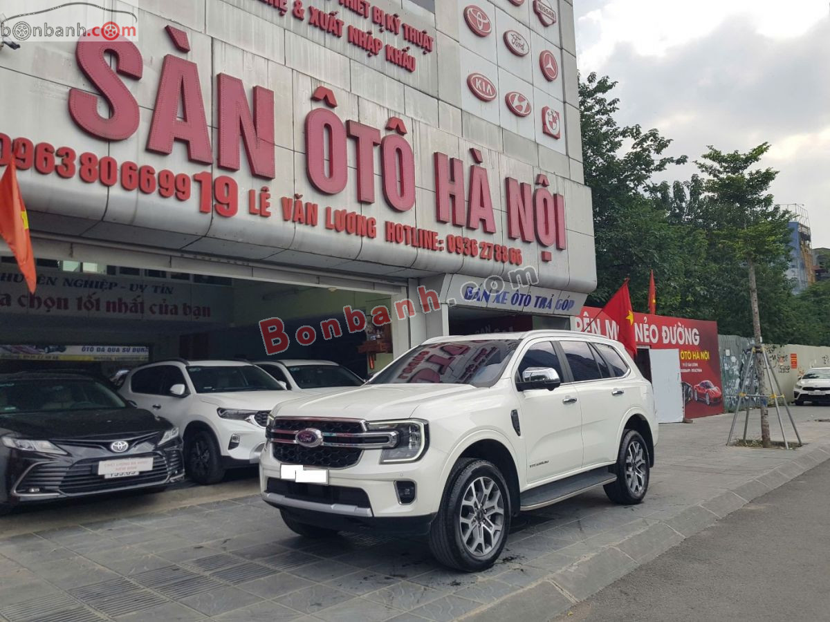 Xe Ford Everest Titanium 2.0L 4x2 AT 2025