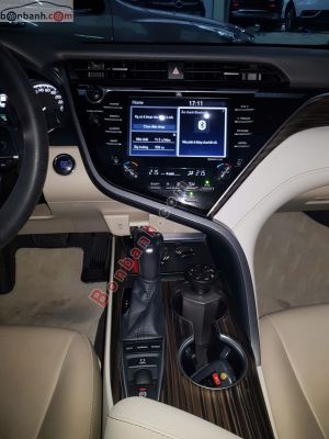 Xe Toyota Camry 2.5Q 2021